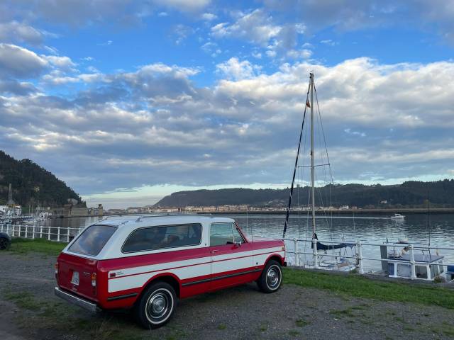 International Scout Traveler