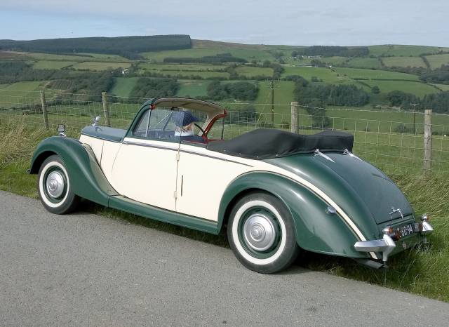 Image 1/10 of Riley 1.5 Litre RME (1952)
