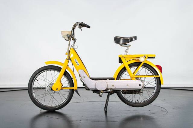 Image 1/50 of Piaggio DUMMY (1973)