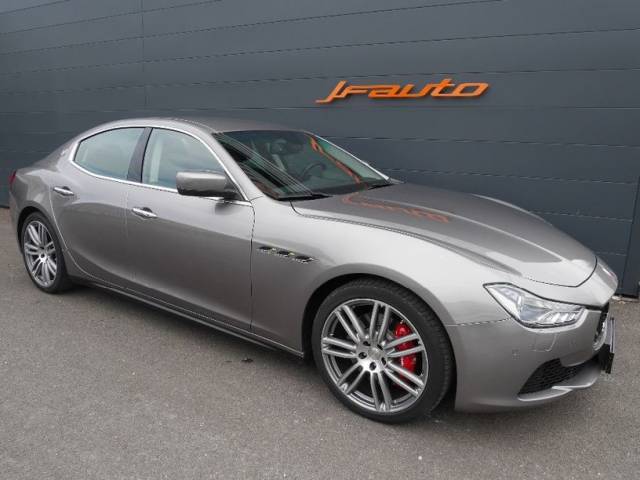 Image 1/25 of Maserati Ghibli Diesel (2016)