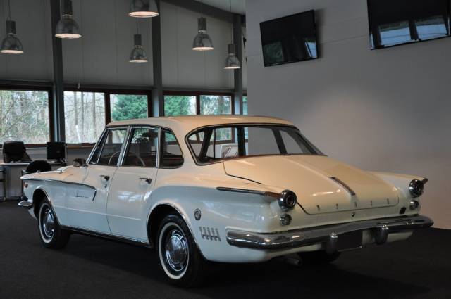 Bild 1/11 von Dodge Lancer Sedan (1961)