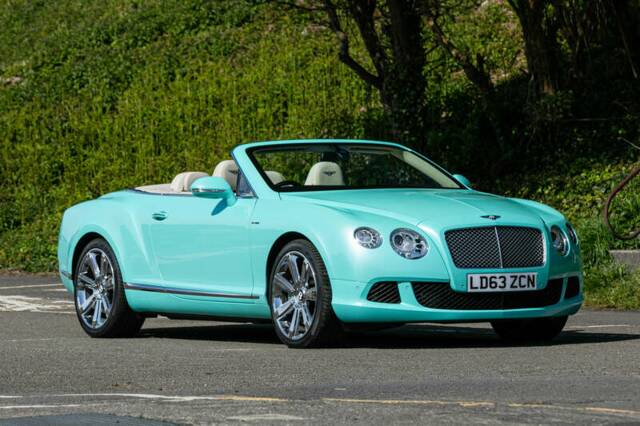 Imagen 1/38 de Bentley Continental GTC V8 (2013)