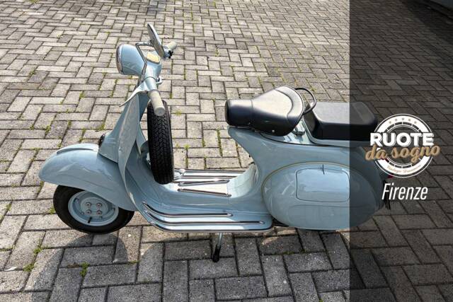 Image 1/9 of Piaggio Vespa 125 (1961)