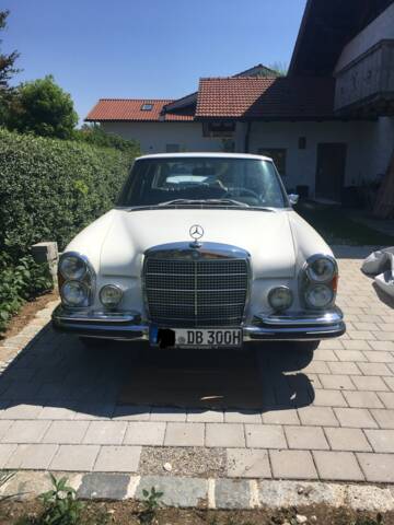 Immagine 1/24 di Mercedes-Benz 300 SEL 6.3 (1972)
