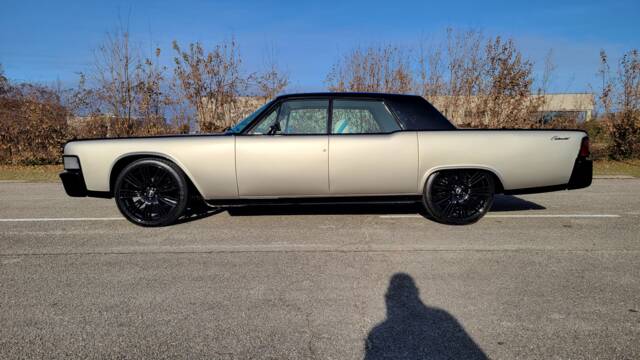 Bild 1/18 von Lincoln Continental Sedan (1965)