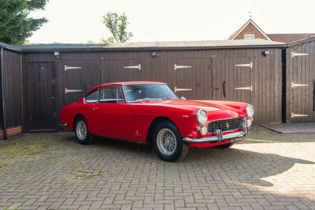 Bild 1/50 von Ferrari 250 GT 2+2 (1963)