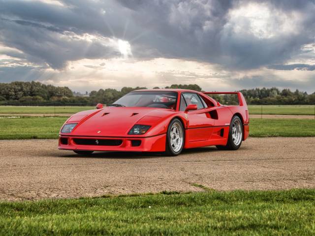 Image 1/50 of Ferrari F40 (1990)