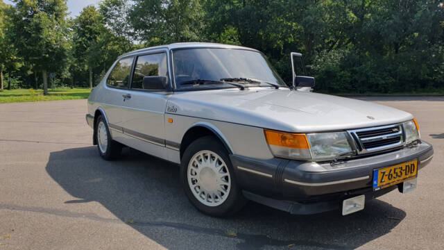 Image 1/5 of Saab 900 Turbo (1987)