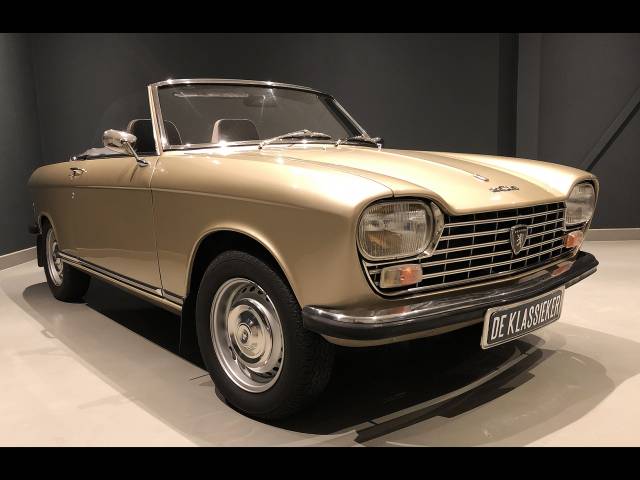 Bild 1/47 von Peugeot 204 Cabriolet (1968)