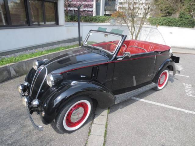 Bild 1/8 von SIMCA 8 Sport (1949)