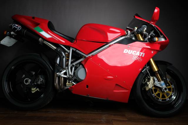 Immagine 1/8 di Ducati DUMMY (2004)