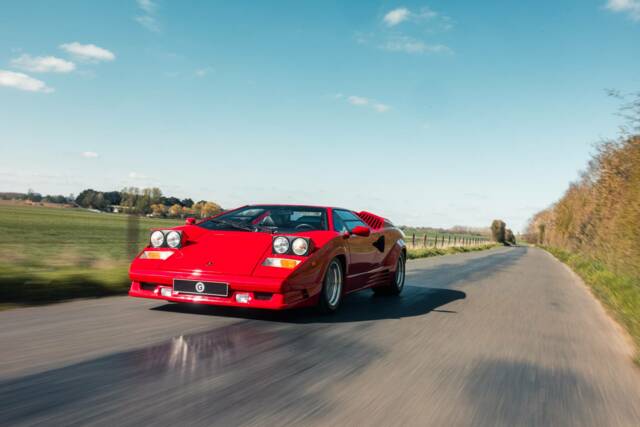 Bild 1/32 von Lamborghini Countach 25 Anniversary (1990)