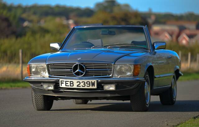 Immagine 1/50 di Mercedes-Benz 380 SL (1980)