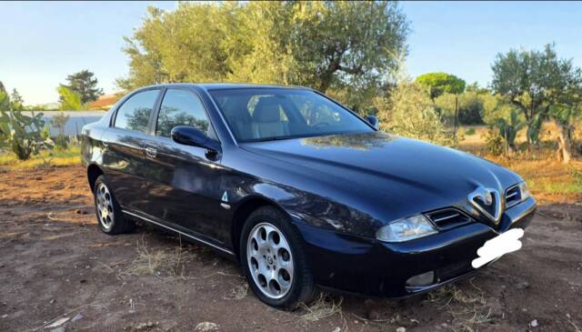 Immagine 1/50 di Alfa Romeo 166 2.5i V6 24V (2001)