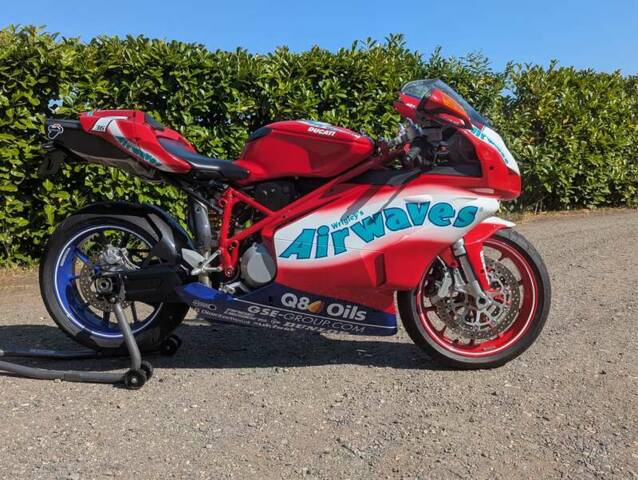 Imagen 1/30 de Ducati DUMMY (2006)