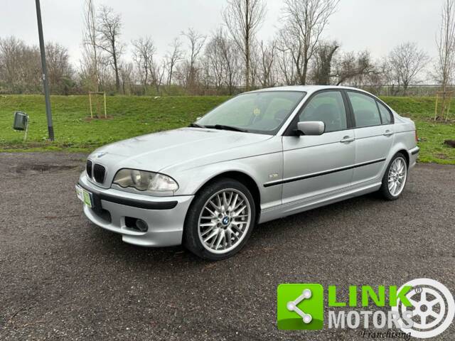 Afbeelding 1/10 van BMW 330xi (2000)