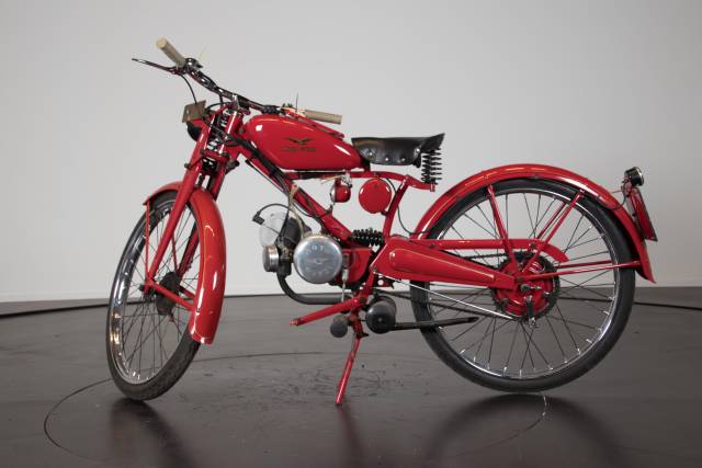 Immagine 1/19 di Moto Guzzi DUMMY (1950)