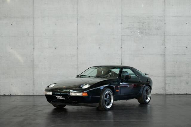 Afbeelding 1/50 van Porsche 928 S4 (1989)