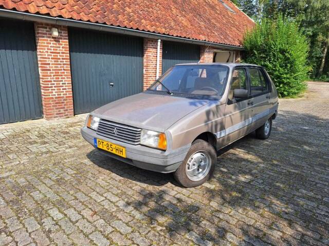 Image 1/7 de Citroën Visa (1986)