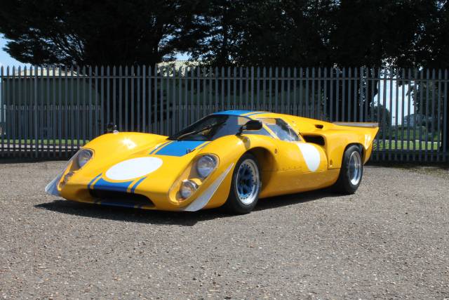 Image 1/17 of Lola T70 (1979)