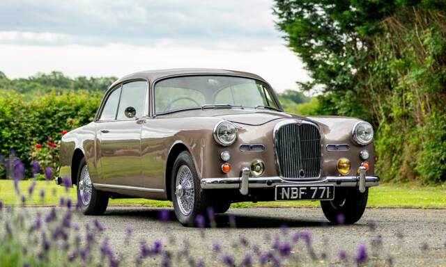 Image 1/28 of Alvis TD 21 (1961)
