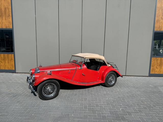 Image 1/23 of MG TF 1500 (1955)