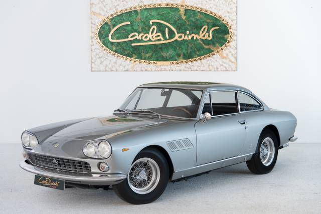 Afbeelding 1/36 van Ferrari 330 GT (1963)