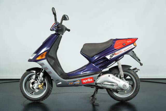 Bild 1/21 von Aprilia SR 50 (1996)