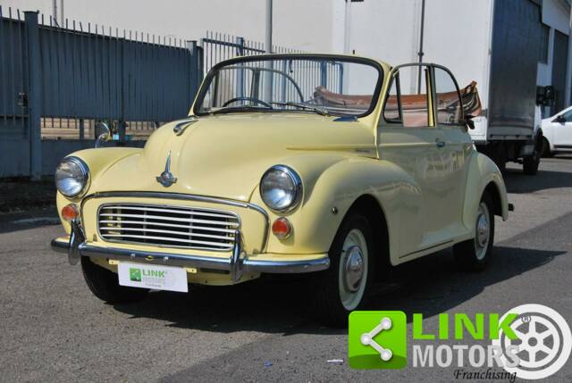 Image 1/10 de Morris Minor 1000 (1977)