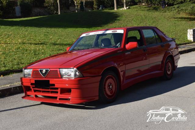 Image 1/35 of Alfa Romeo 75 1.8 Turbo Evoluzione (1987)