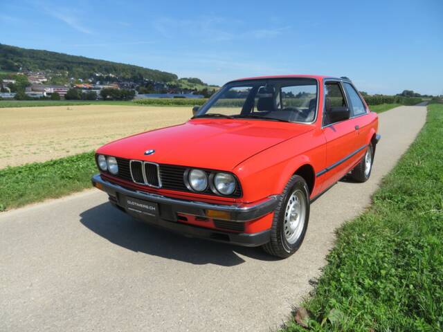 Bild 1/22 von BMW 318i (1984)