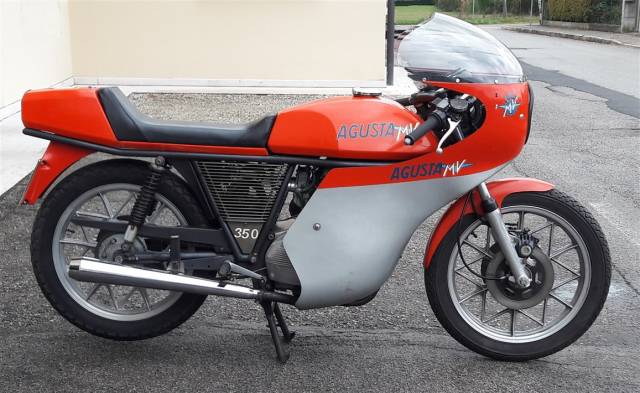 Image 1/27 of MV Agusta DUMMY (1977)