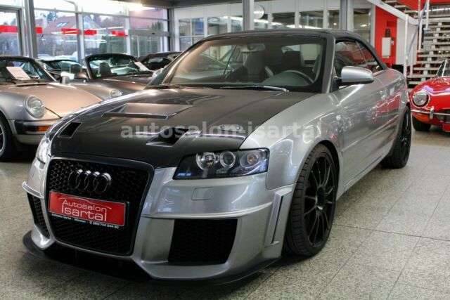 Image 1/13 de Audi S4 (2005)
