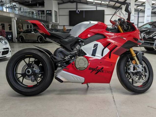 Image 1/41 of Ducati DUMMY (2023)