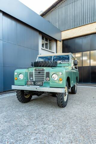 Image 1/15 de Land Rover 109 (1973)