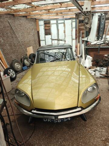 Imagen 1/9 de Citroën DS 21 (1972)