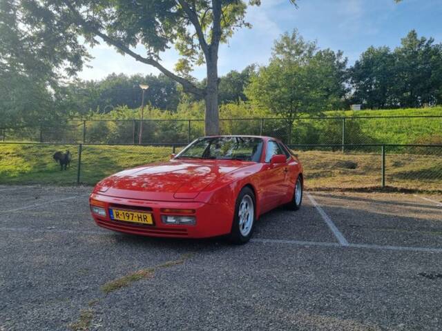 Bild 1/7 von Porsche 944 Turbo (1986)