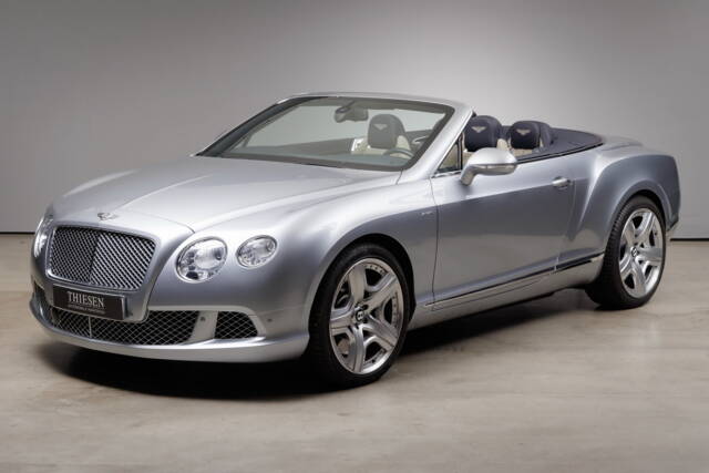 Image 1/41 de Bentley Continental GTC W12 (2014)