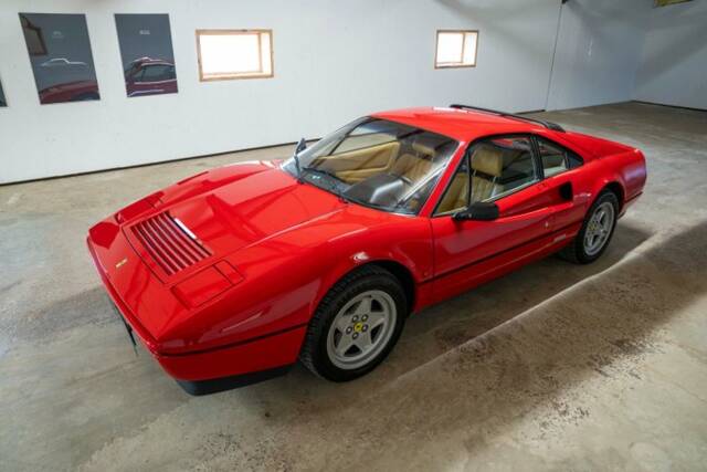 Imagen 1/6 de Ferrari 328 GTB (1987)