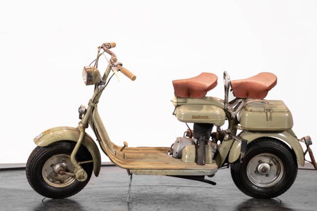 Image 1/16 de Innocenti DUMMY (1955)