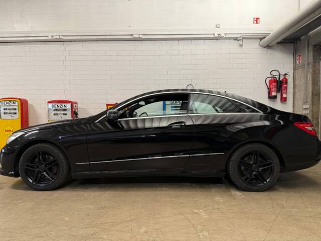 Bild 1/15 von Mercedes-Benz E 350 CDI BlueEFFICIENCY (2012)