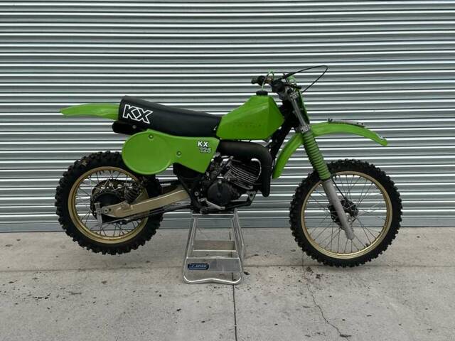 Image 1/15 of Kawasaki KX 125 (1981)