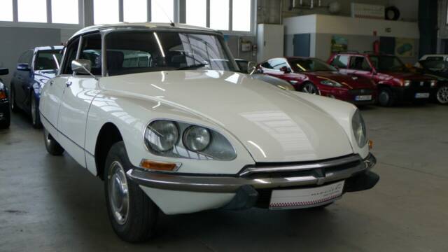 Imagen 1/41 de Citroën D Super 5 (1973)