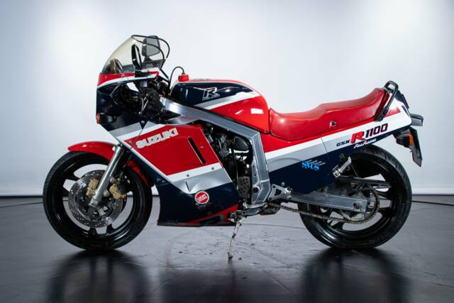 Immagine 1/50 di Suzuki DUMMY (1987)