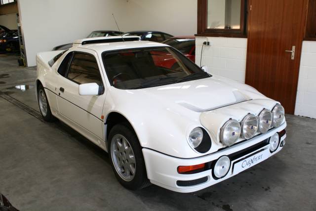 Image 1/12 of Ford RS200 (1984)