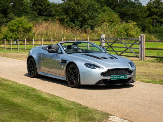 Imagen 1/50 de Aston Martin V12 Vantage S (2015)