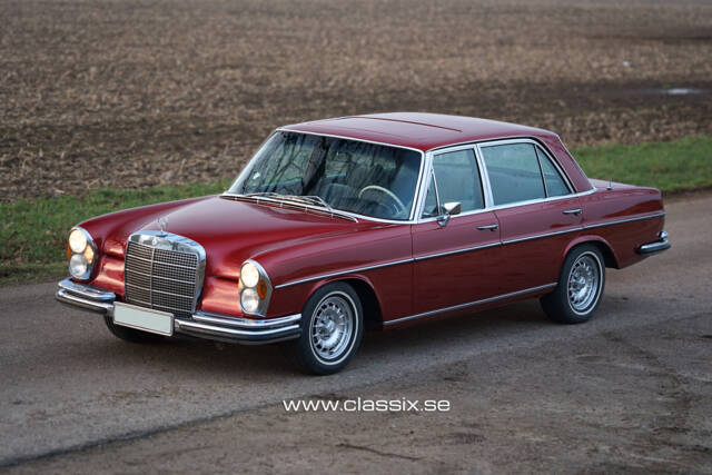 Bild 1/21 von Mercedes-Benz 300 SEL 6.3 (1969)