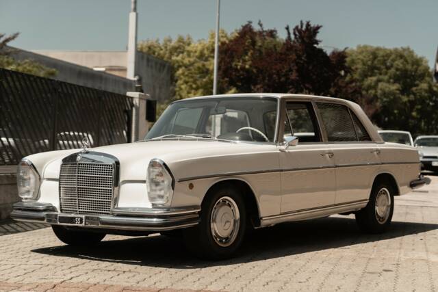 Image 1/34 of Mercedes-Benz 300 SEL 3.5 (1971)