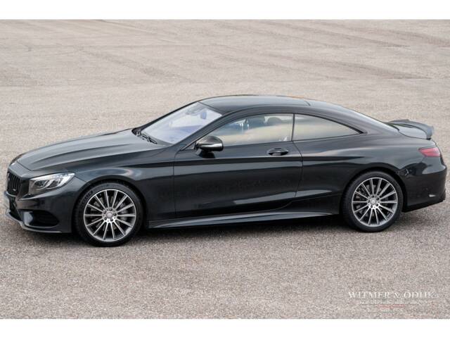 Image 1/36 of Mercedes-Benz S 500 4MATIC (2015)