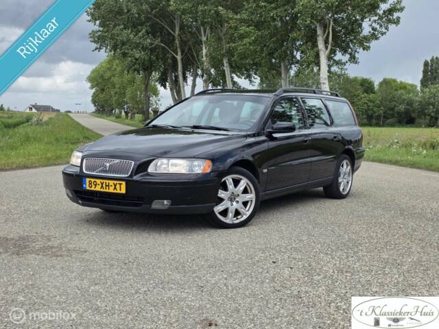 Bild 1/40 von Volvo V 70 2.4 (2006)